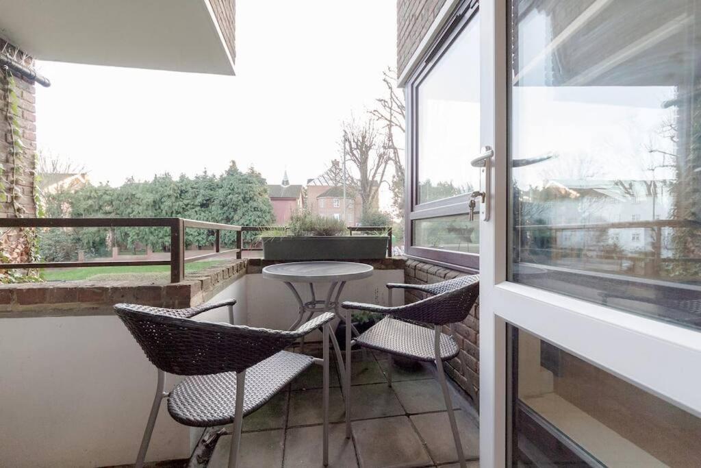 Spacious Two Double Bedroom Flat Londýn Exteriér fotografie